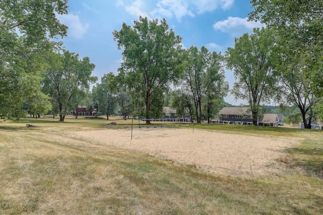 Grace Jo Vacation Home At Tamarack Highland 5 Wisconsin Dells Bagian luar foto