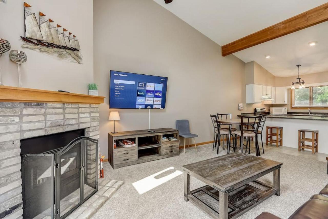 Grace Jo Vacation Home At Tamarack Highland 5 Wisconsin Dells Bagian luar foto