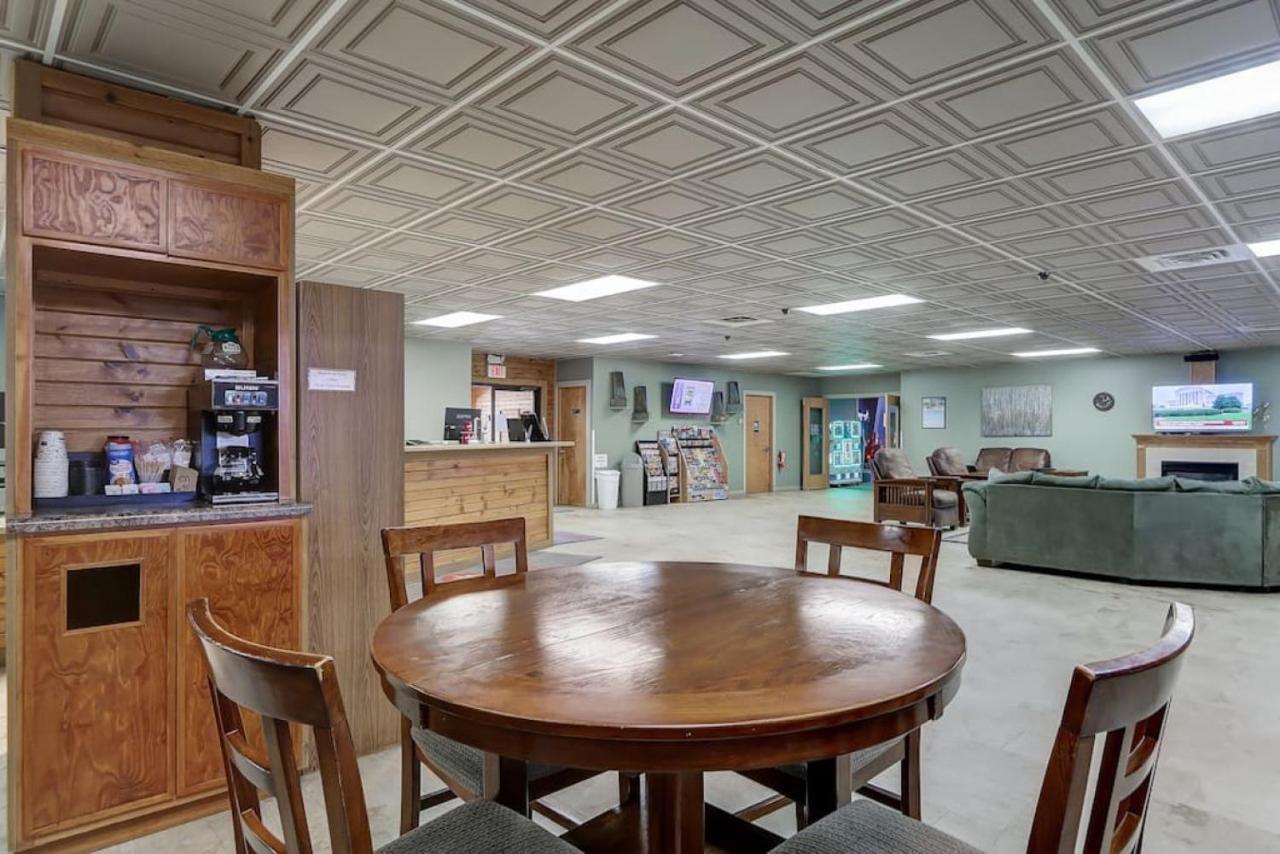 Grace Jo Vacation Home At Tamarack Highland 5 Wisconsin Dells Bagian luar foto
